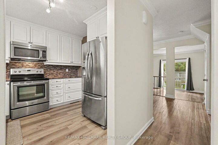 Property Photo:  108 Barrow Crescent  ON K2L 2J1 