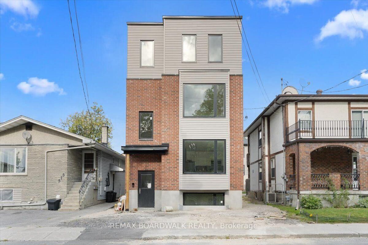 Property Photo:  315 Savard Avenue Unit 3  ON K1L 7S1 