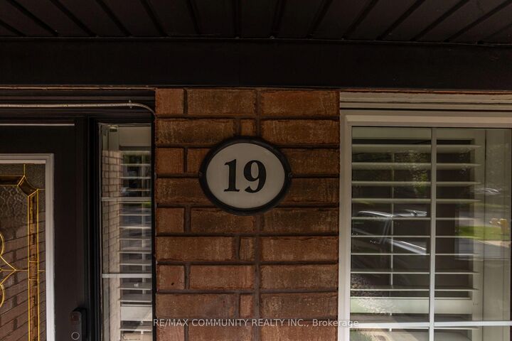 Property Photo: 19 Tiller Street ON L1Z 1X8
