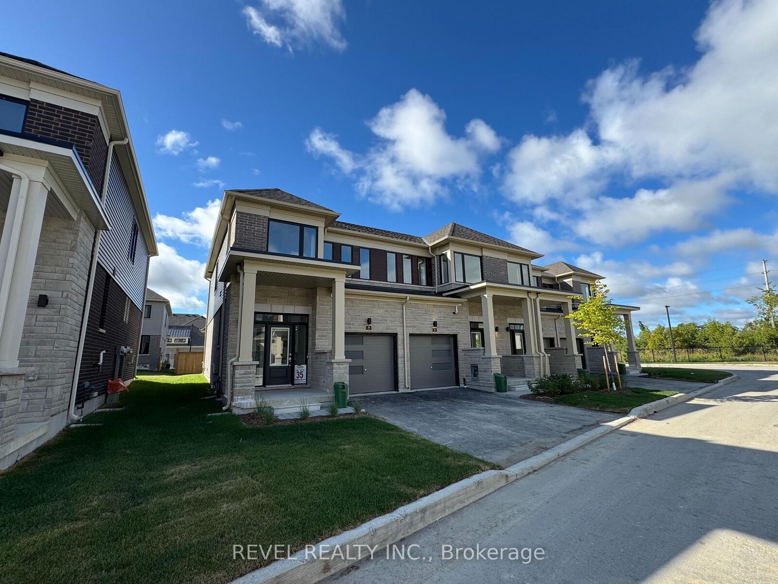 Property Photo:  38 Hickey Lane  ON K9V 1T9 