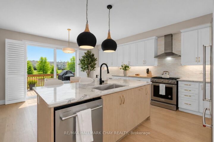 Property Photo:  721 Mika Street  ON L9S 0R8 