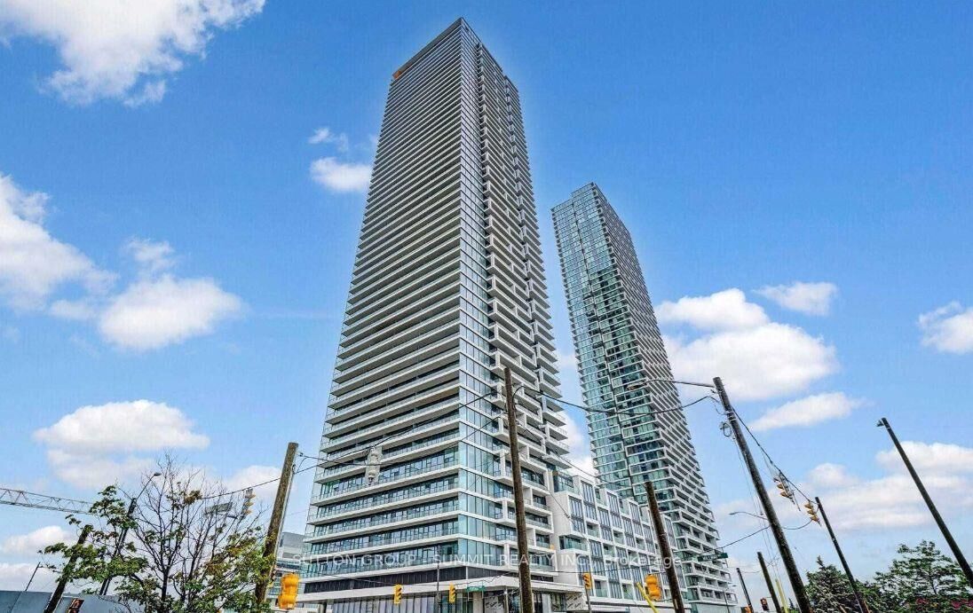 Property Photo:  950 Portage Parkway 3511  ON L4K 0J7 