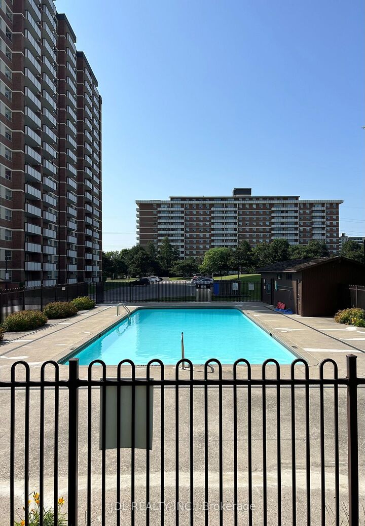 Property Photo:  505 Cummer Ave Avenue #707 Bedroom A  ON M2K 2L8 