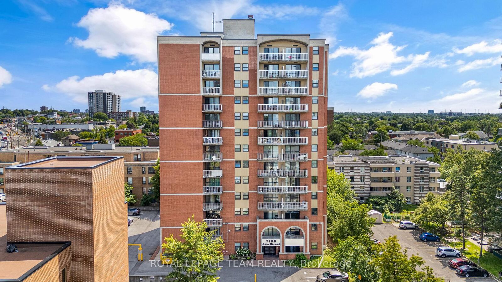 Property Photo:  1180 Ohio Street 301  ON K1H 8N5 