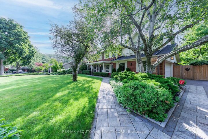 Property Photo:  1290 Braeside Drive  ON L6J 2A4 