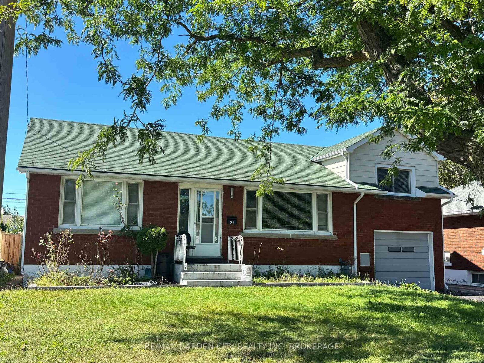 Property Photo:  91 Margery Avenue Main Floor  ON L2R 6K2 