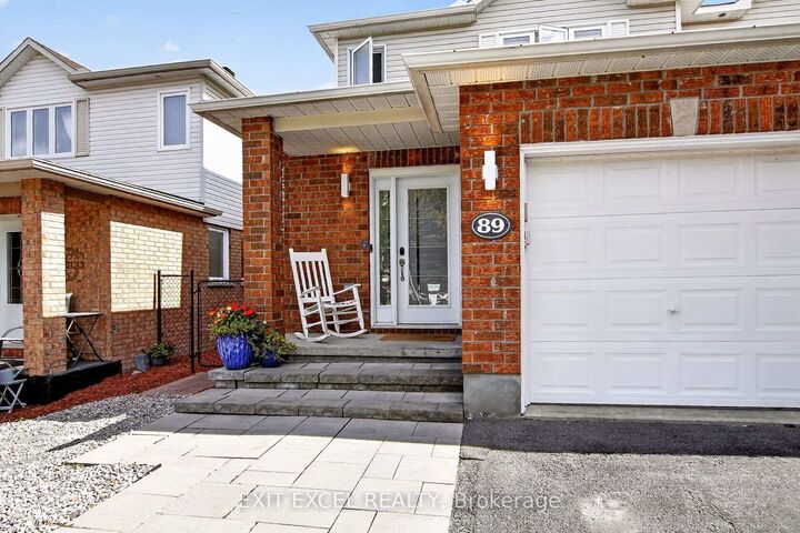Property Photo:  89 Forestglade Crescent  ON K1G 6A6 