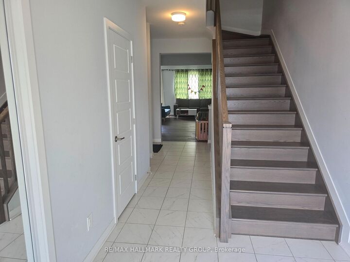 Property Photo:  646 Fenwick Way  ON K2J 7E6 