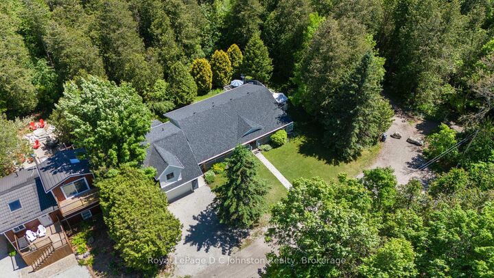 Property Photo:  10 Mitchell Lane  ON N0H 2C1 