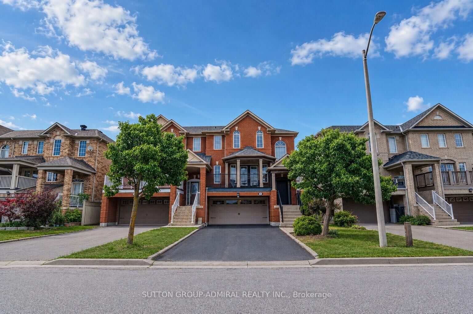 Property Photo:  43 Mainland Crescent  ON L6A 3G4 