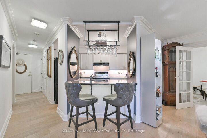 Property Photo:  300 Balliol Street 601  ON M4S 3G6 