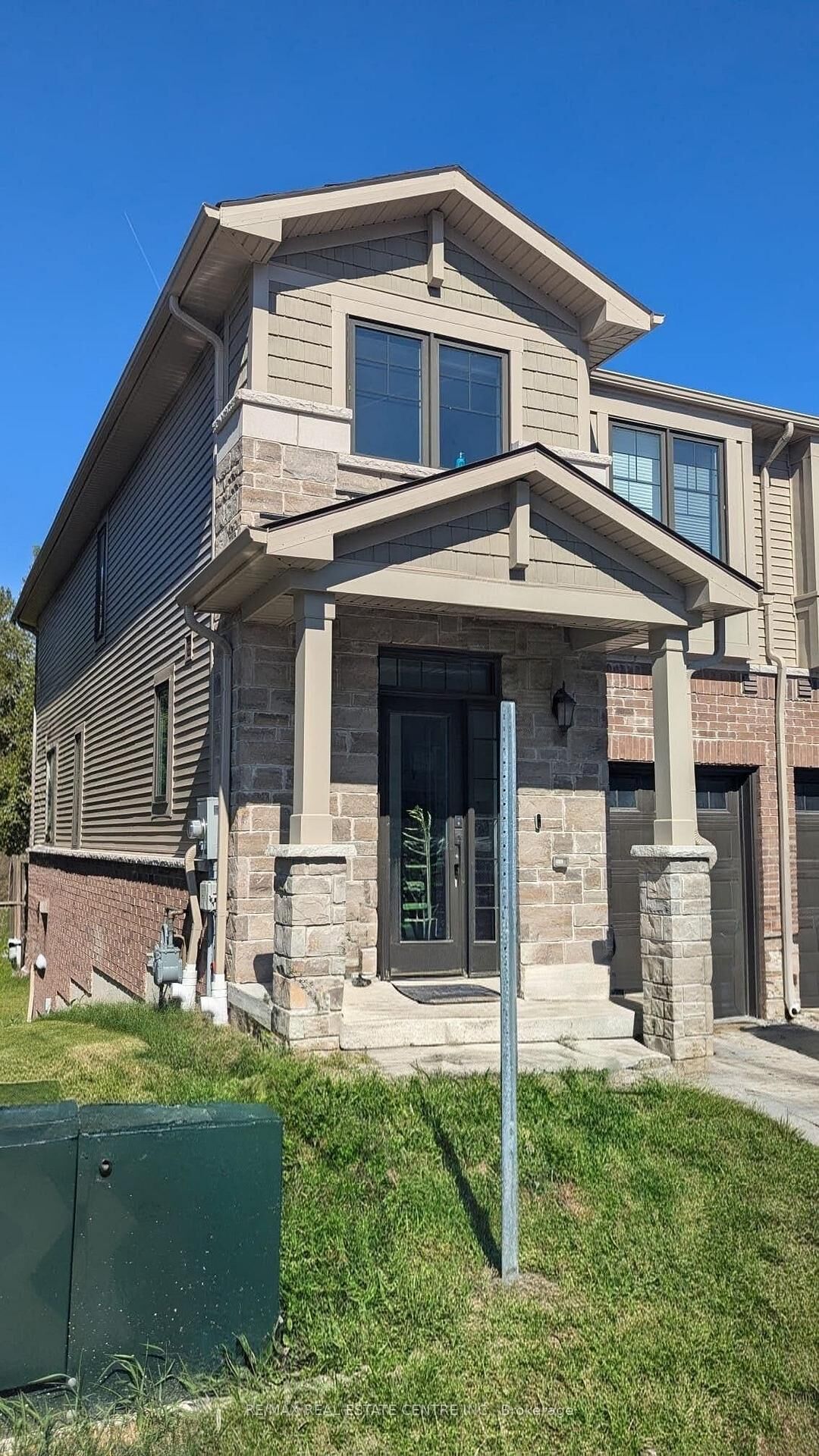 Property Photo:  100 Hollywood Court 49  ON N1R 0C5 