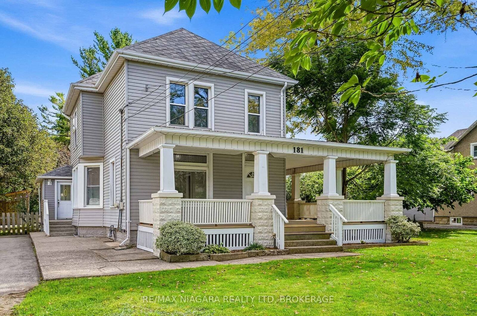 Property Photo:  181 Chippawa Road  ON L3K 1T6 