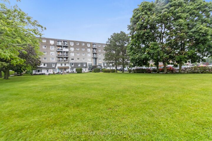 Property Photo:  235 Water Street 608  ON K0E 1T0 