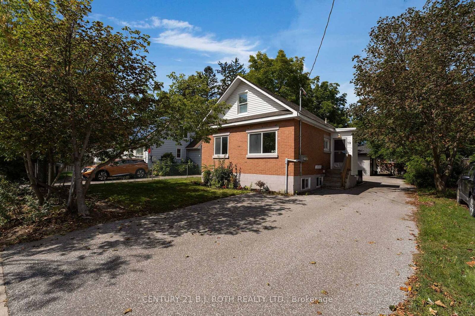 Property Photo:  12 Dufferin Street Units 1 + 2 + Coach House  ON L4N 2J7 