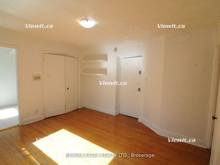 Property Photo:  1A Elm Grove Avenue 24  ON M6K 2H9 