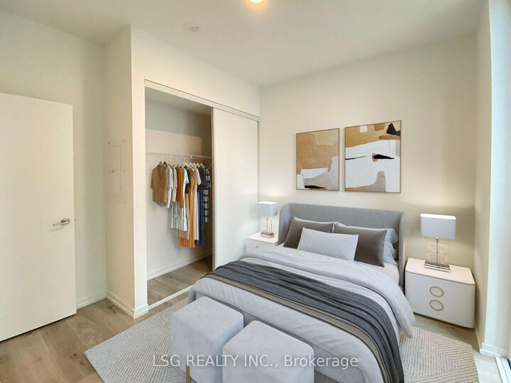 Property Photo:  1000 Portage Parkway 206  ON L4K 0L1 