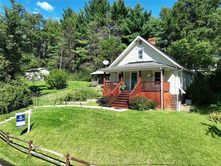 Property Photo: 2 Vanceville Rd PA 15330
