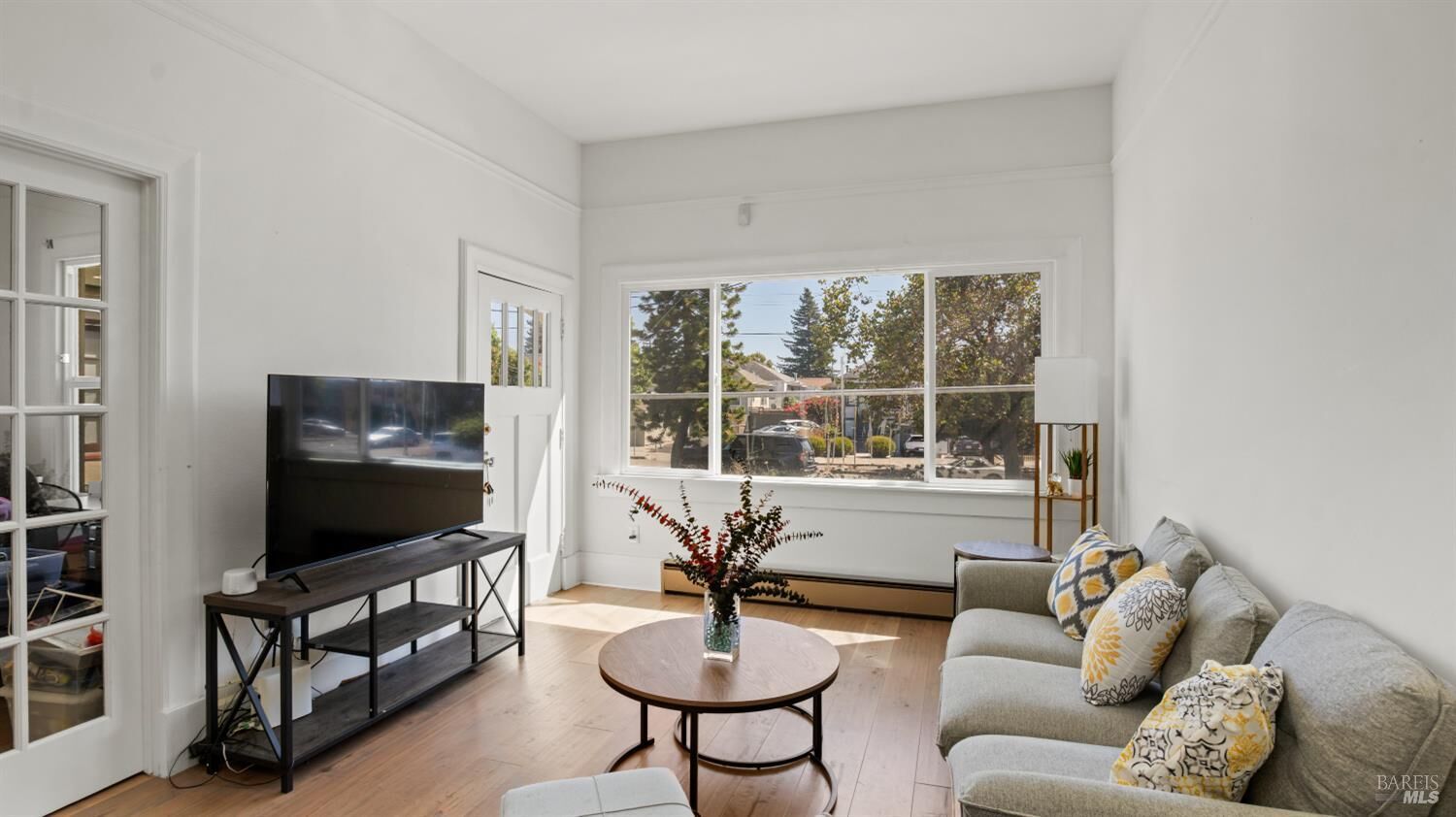 Property Photo:  1160 Powell Street  CA 94608 