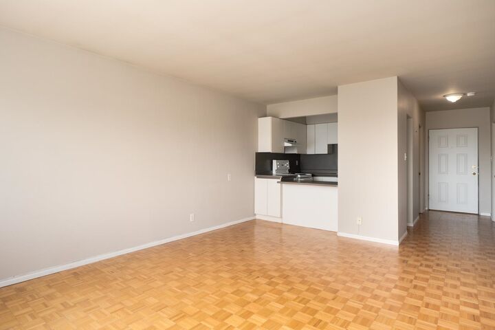 Property Photo:  1970 W 41st Avenue 211  BC V6M 1Y4 