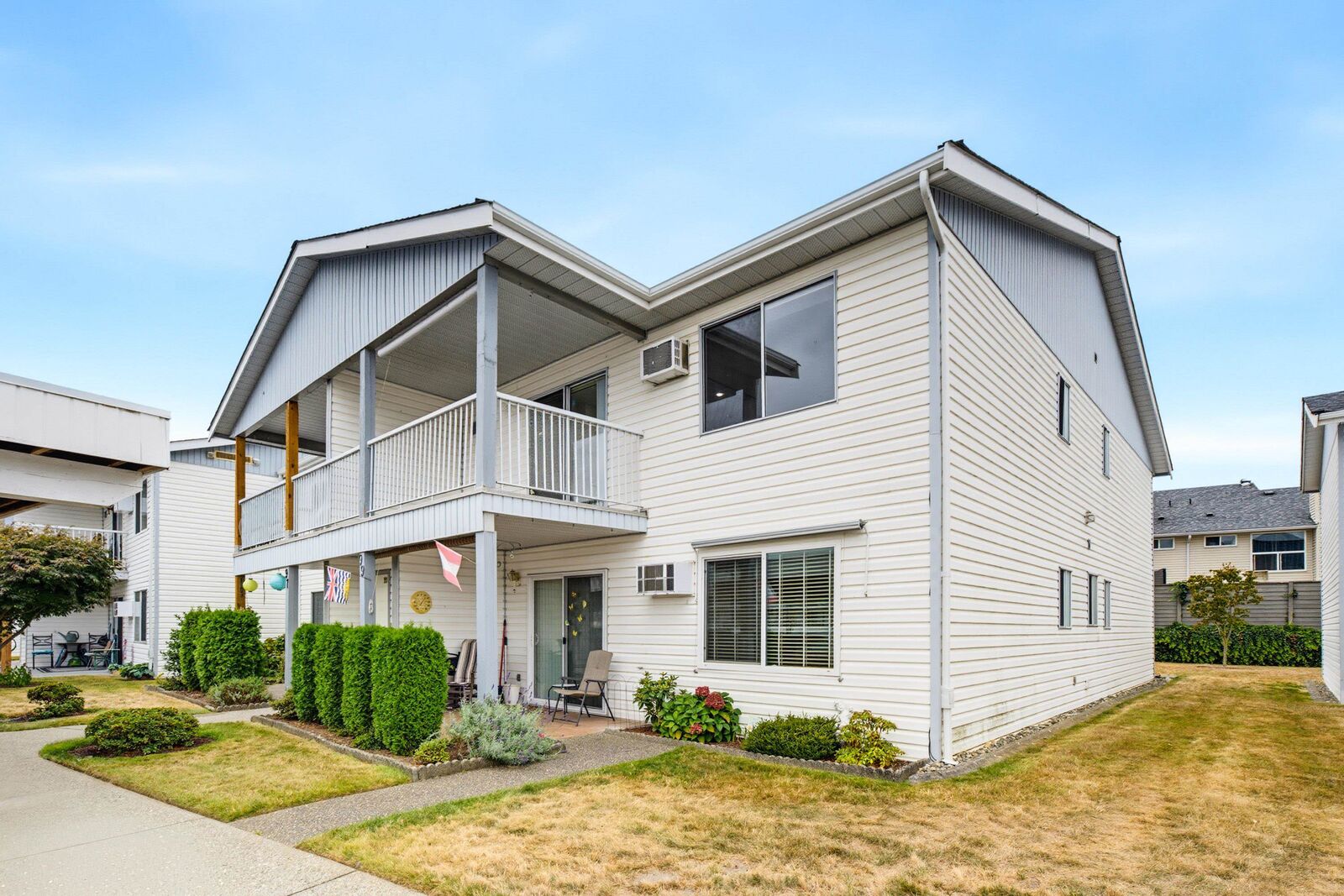 Property Photo:  32691 Garibaldi Drive 100  BC V2T 5T7 