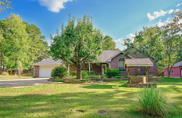 Property Photo:  908 Orchard Avenue  AR 71953 