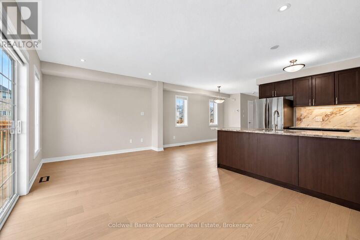 Property Photo:  157 South Creek Drive  ON N2P 2N3 
