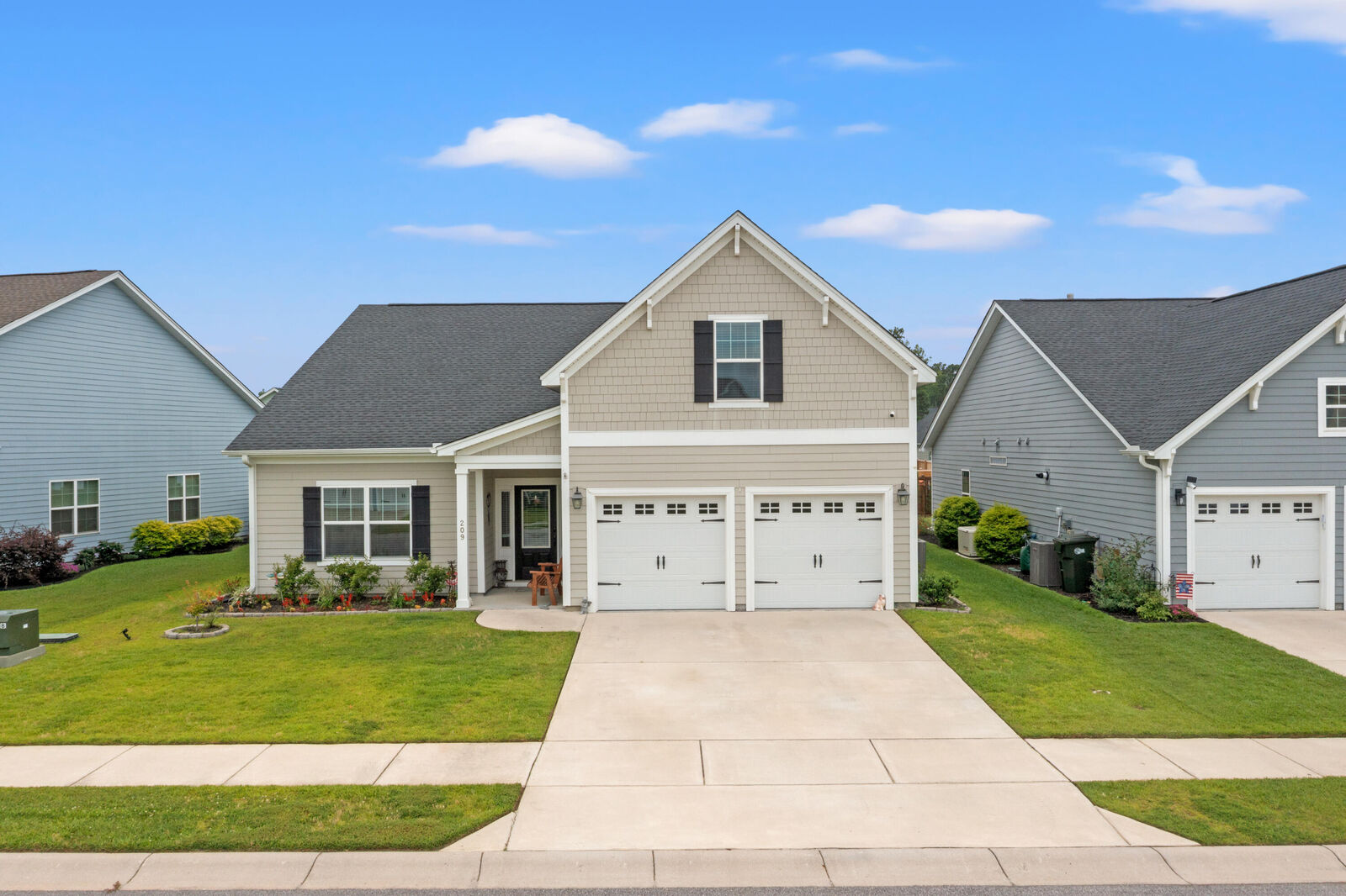 Property Photo:  209 Fiddleback Drive  SC 29486 