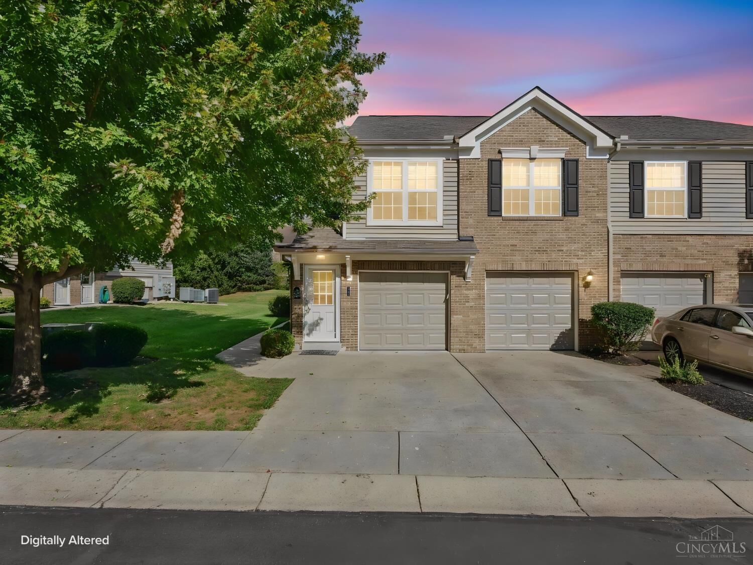 Property Photo: 622 Heritage Square OH 45030