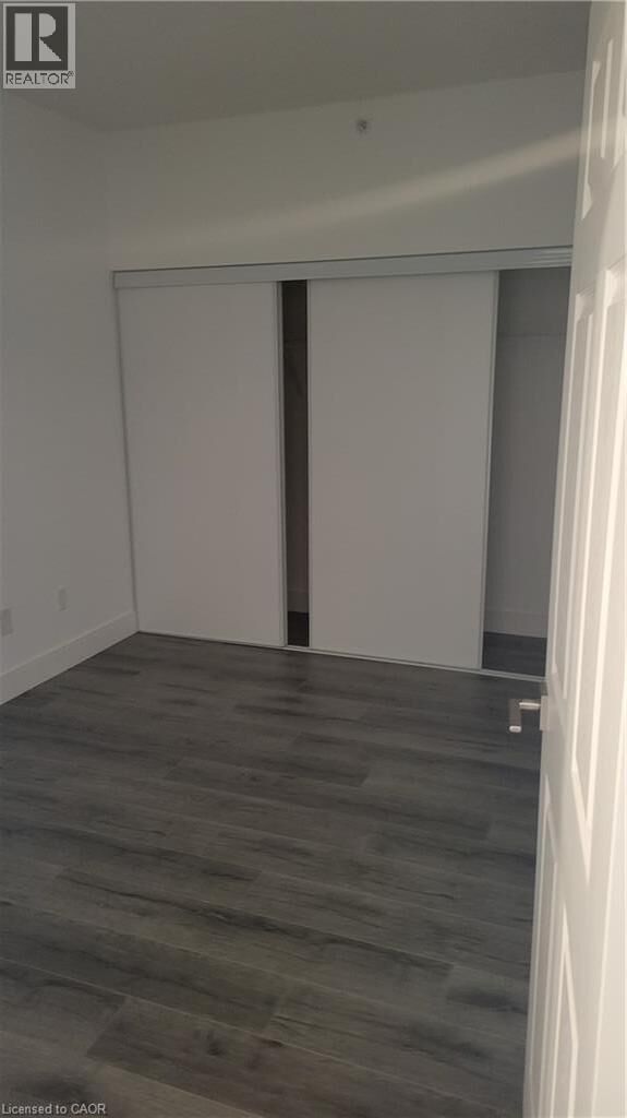 Property Photo:  1 Wellington Street 610  ON N3T 2L3 