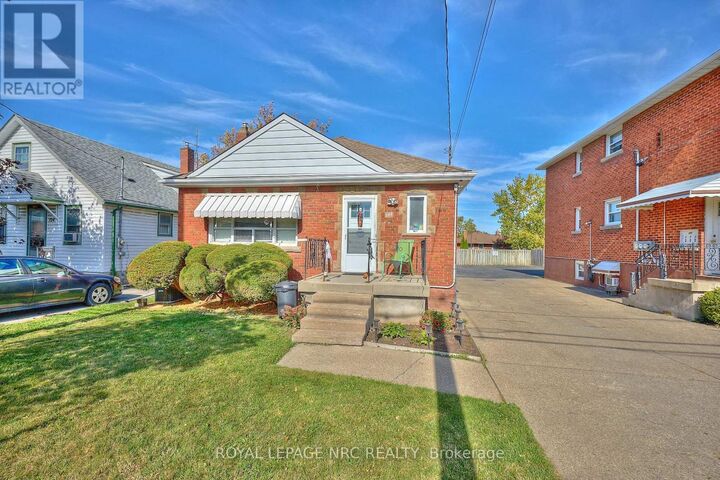 Property Photo:  102 Townline Rd. West Road  ON L2T 1P7 