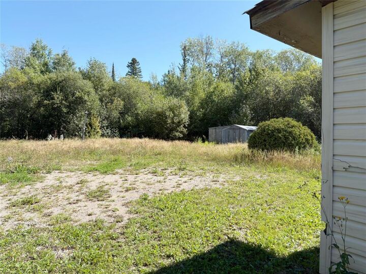 Property Photo:  29 Spruce Street  MB R0E 2E0 