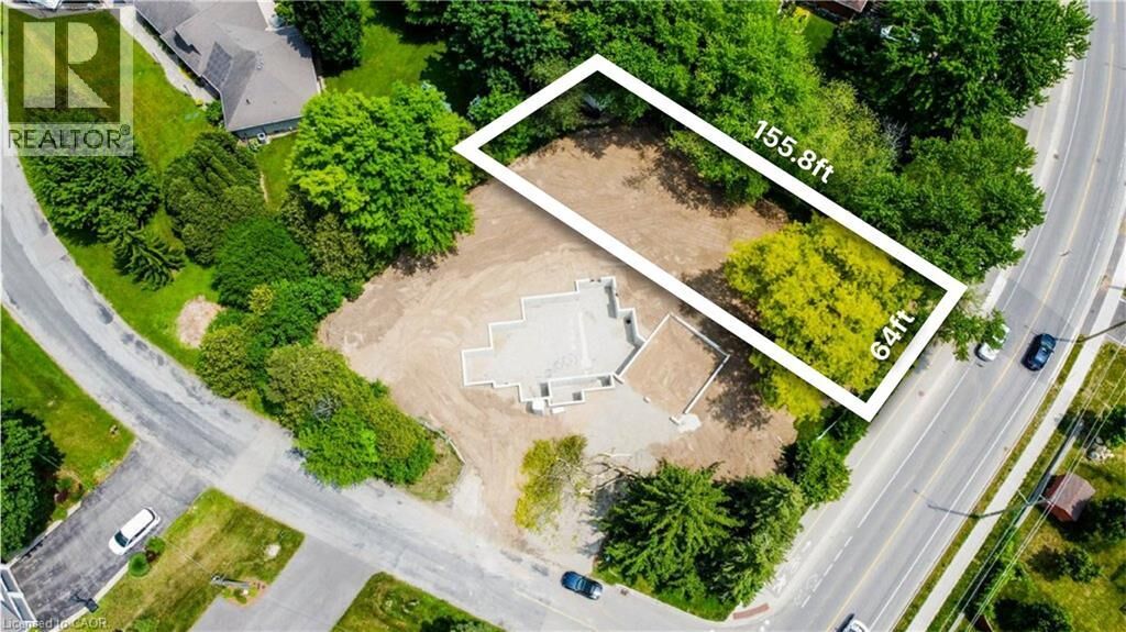 Property Photo:  416 Woolwich Street  ON N2K 2L3 