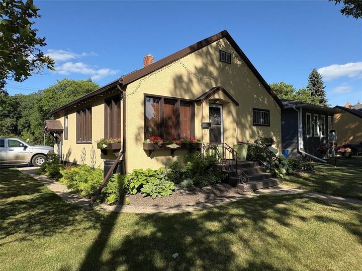 Photo de la propriété:  138 5th Avenue Southwest  MB R7N 1V4 