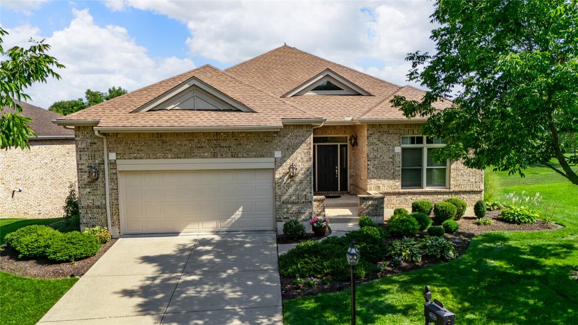Property Photo:  957 Eagle Run Drive  OH 45458 