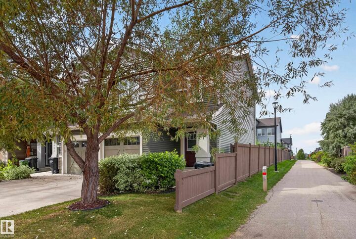 Property Photo:  2026 Price Landing Landing SW  AB T6W 2V4 