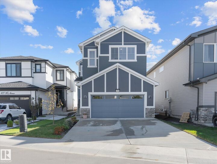 Property Photo: 431 30 Avenue NW AB T6T 2V7