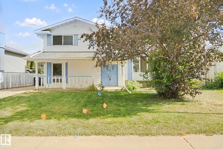 Property Photo:  8807 181 Street NW  AB T5T 0Y5 