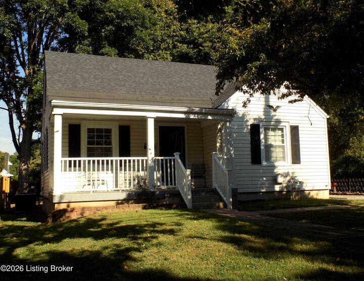 Property Photo:  3535 Warner Ave  KY 40207 