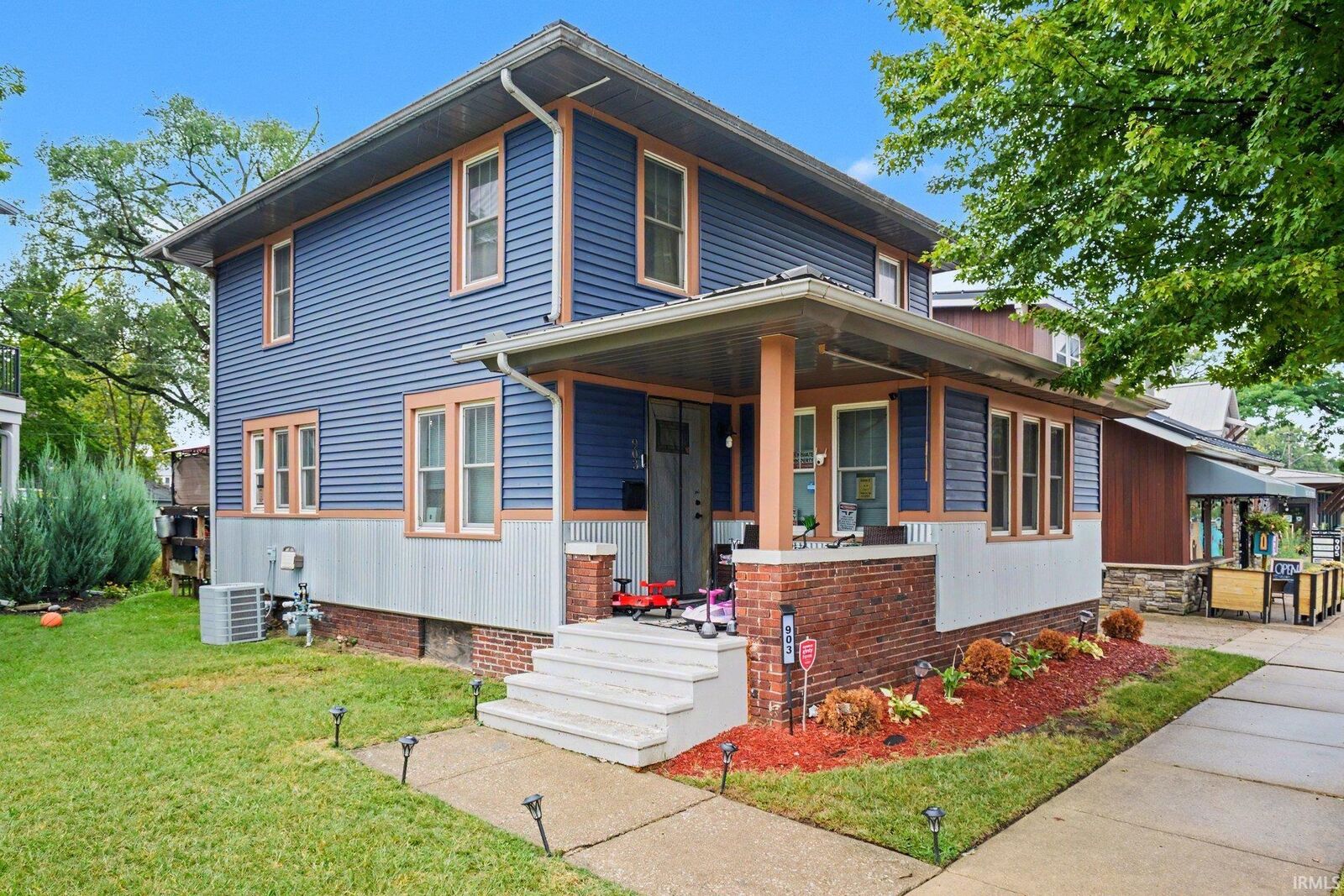 Property Photo: 903 Portage Avenue IN 46616-1415