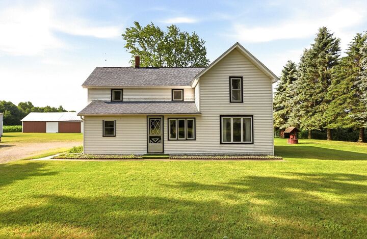 Property Photo:  22335 Ederer  MI 48637 