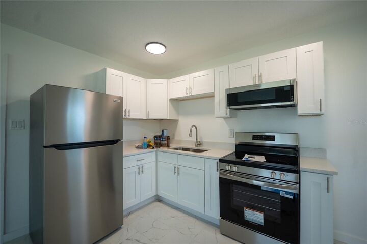 Property Photo:  56 B Street 4  FL 33708 