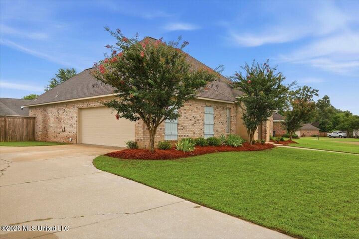 Property Photo: 116 Bridge Walk Drive MS 39046