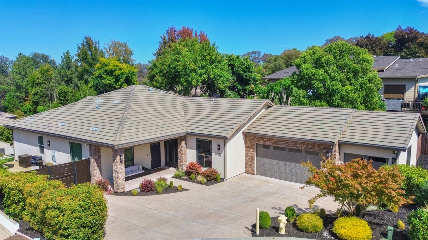 Property Photo: 1115 Pick N Shovel Court CA 95603