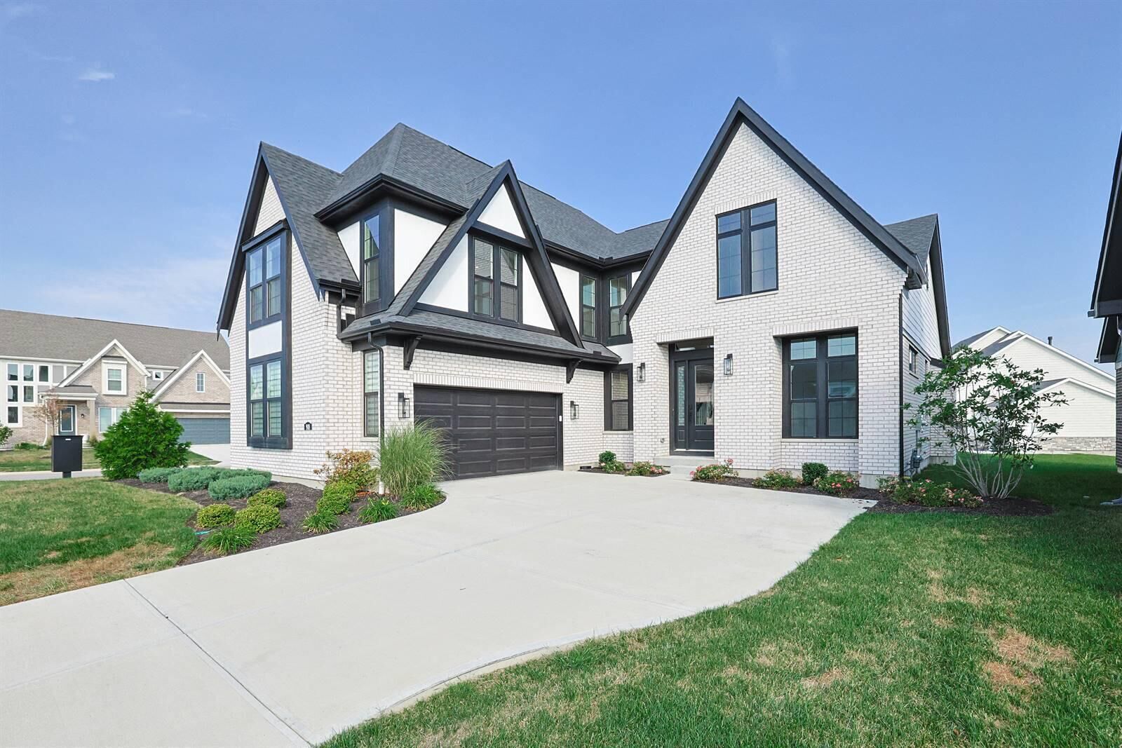 Property Photo:  918 Fairbanks Lane  KY 41071 