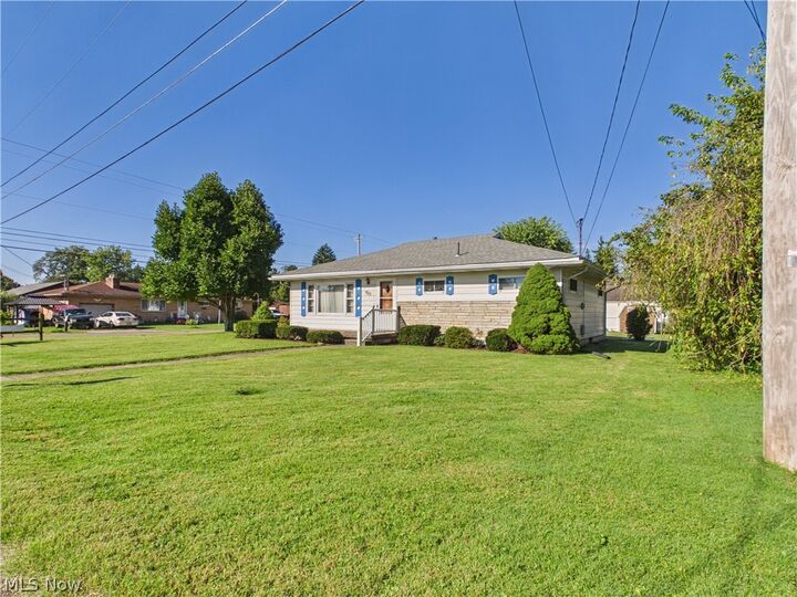 Property Photo:  925 Belrock Avenue  OH 45714 