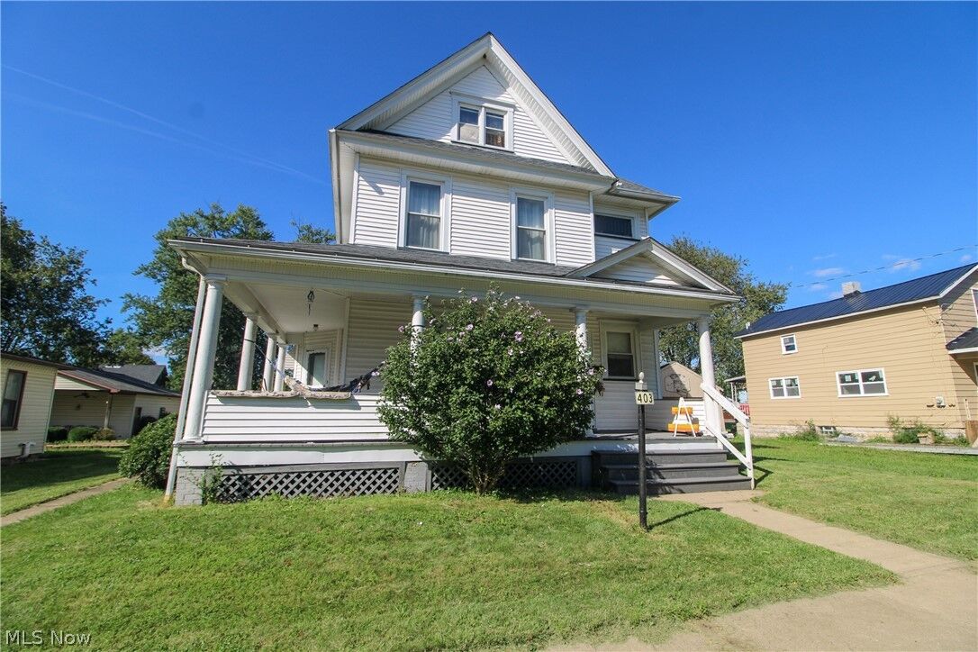 Property Photo:  403 Somer Street  OH 44431 