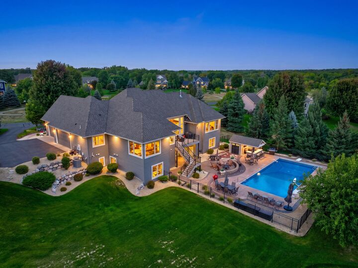 Property Photo:  2928 Jonquil Trail N  MN 55042 