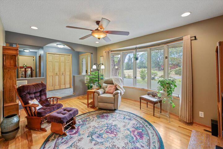 Property Photo:  13720 Vinewood Lane N  MN 55327 