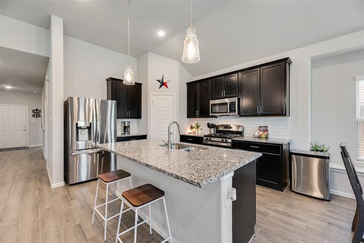 Property Photo: 14137 Birch Farm Drive TX 76258